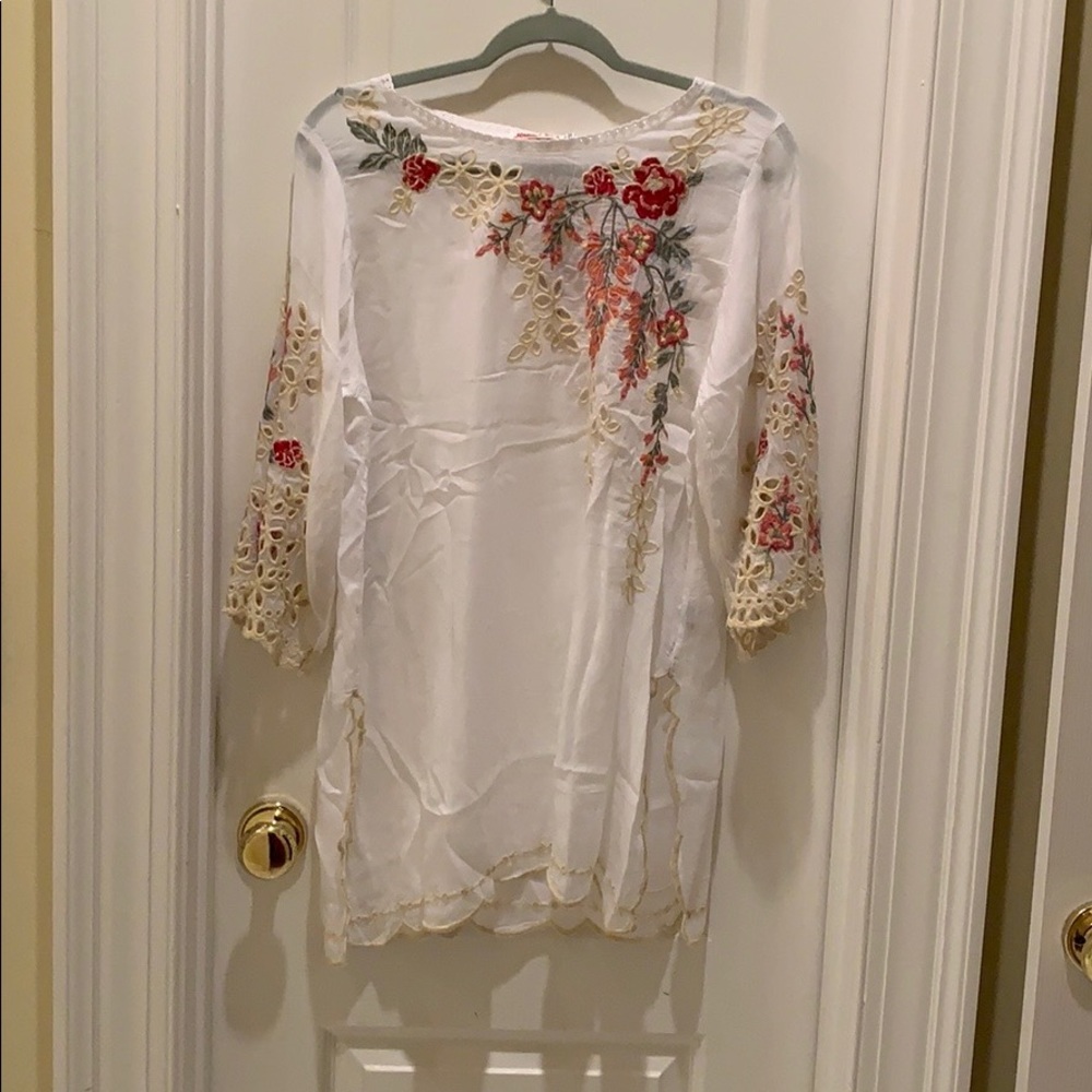 Johnny was Belinda tunic sz m